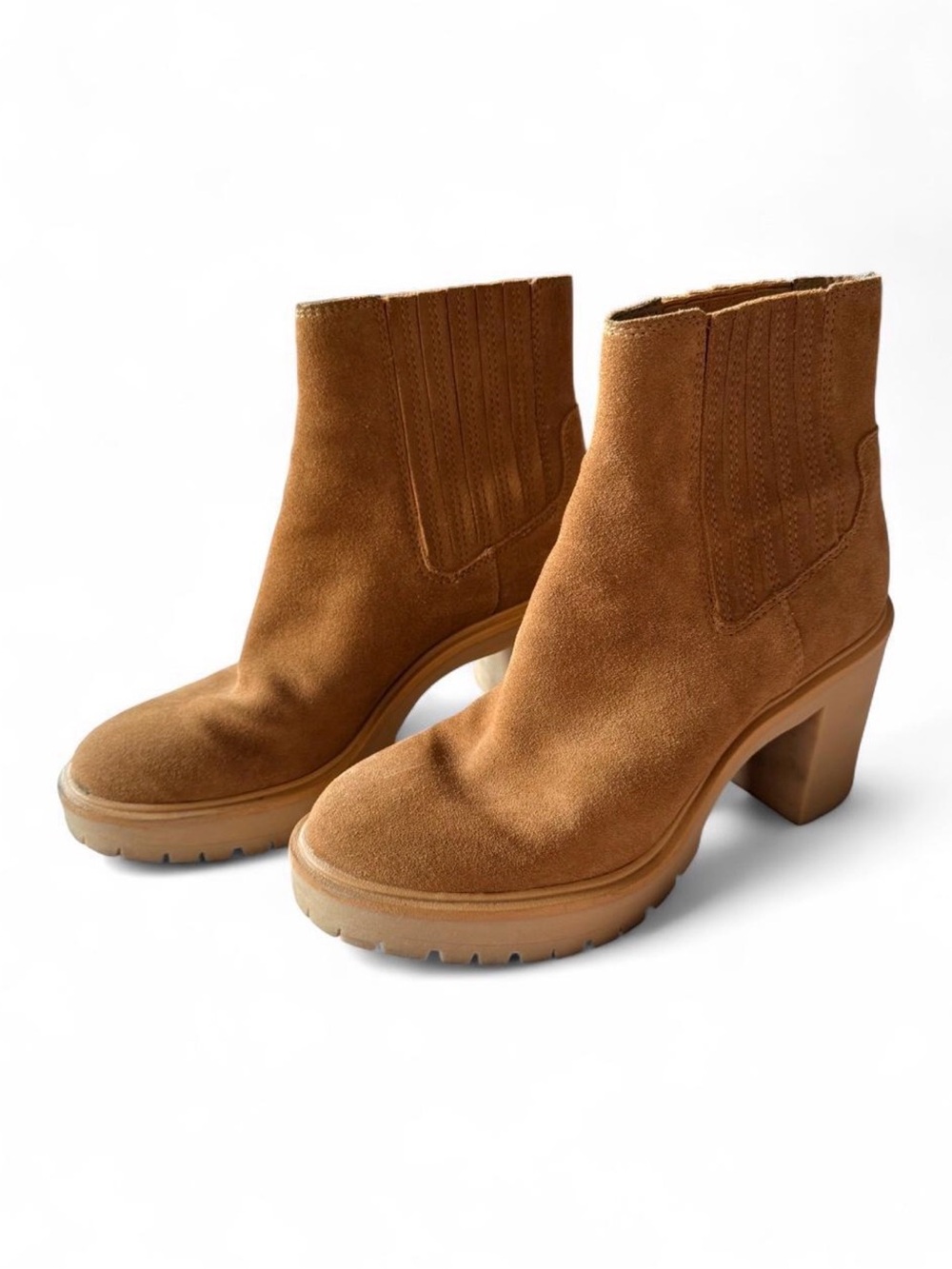 Dolce Vita Women’s Suede Ankle Boot  with Chunky Heel in Camel Boho Casual